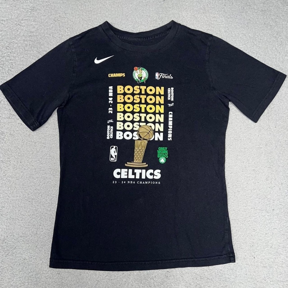 The Nike Tee Boston Celtics 2024 Finals Champions T Shirt‎ Youth Sz L Black